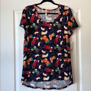 LULAROE CLASSIC TEE - CHRISTMAS COLLECTION